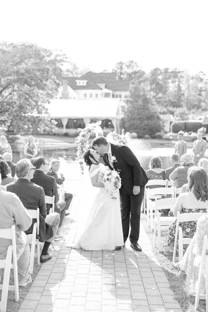The Oaks at Salem Wedding; Wilmington North Carolina Wedding Photographer; North Carolina wedding photographer