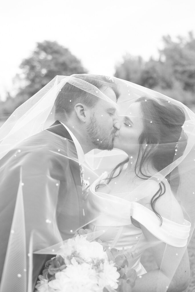 The Oaks at Salem Wedding; Wilmington North Carolina Wedding Photographer; North Carolina wedding photographer