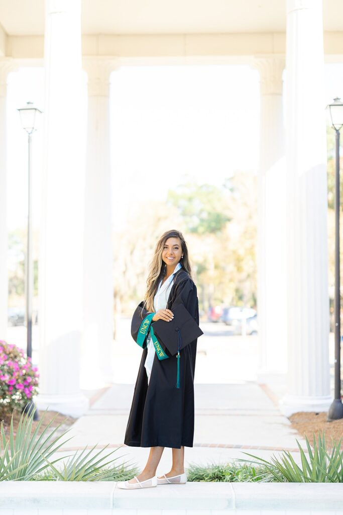 UNCW graduation photos; Wilmington North Carolina Senior Photographer; Wilmington graduation photographer