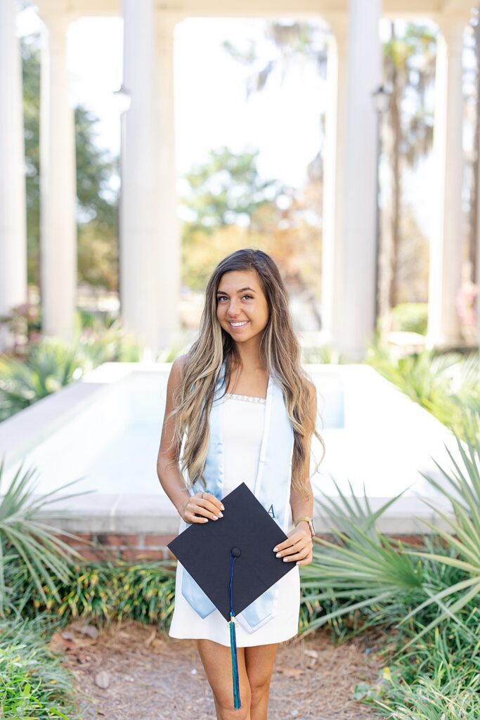 UNCW graduation photos; Wilmington North Carolina Senior Photographer; Wilmington graduation photographer